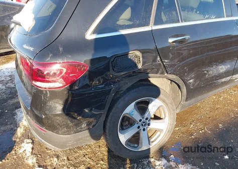 2021 Mercedes-Benz Glc 300 4Matic Suv from USA, damaged, VIN W1N0G8EB1MV322507